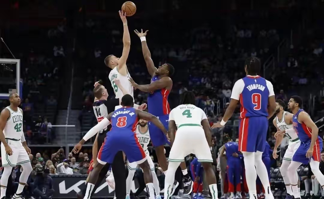 凯尔特人队防守崩盘，惨遭对手狂轰猛炸，发布朋友通过.