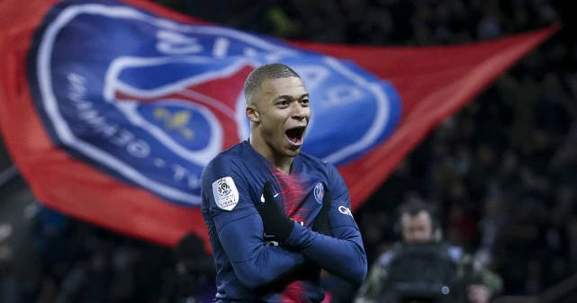 巴黎圣日耳曼核心球员被曝转会传闻，引球迷热议，应用资源单位.