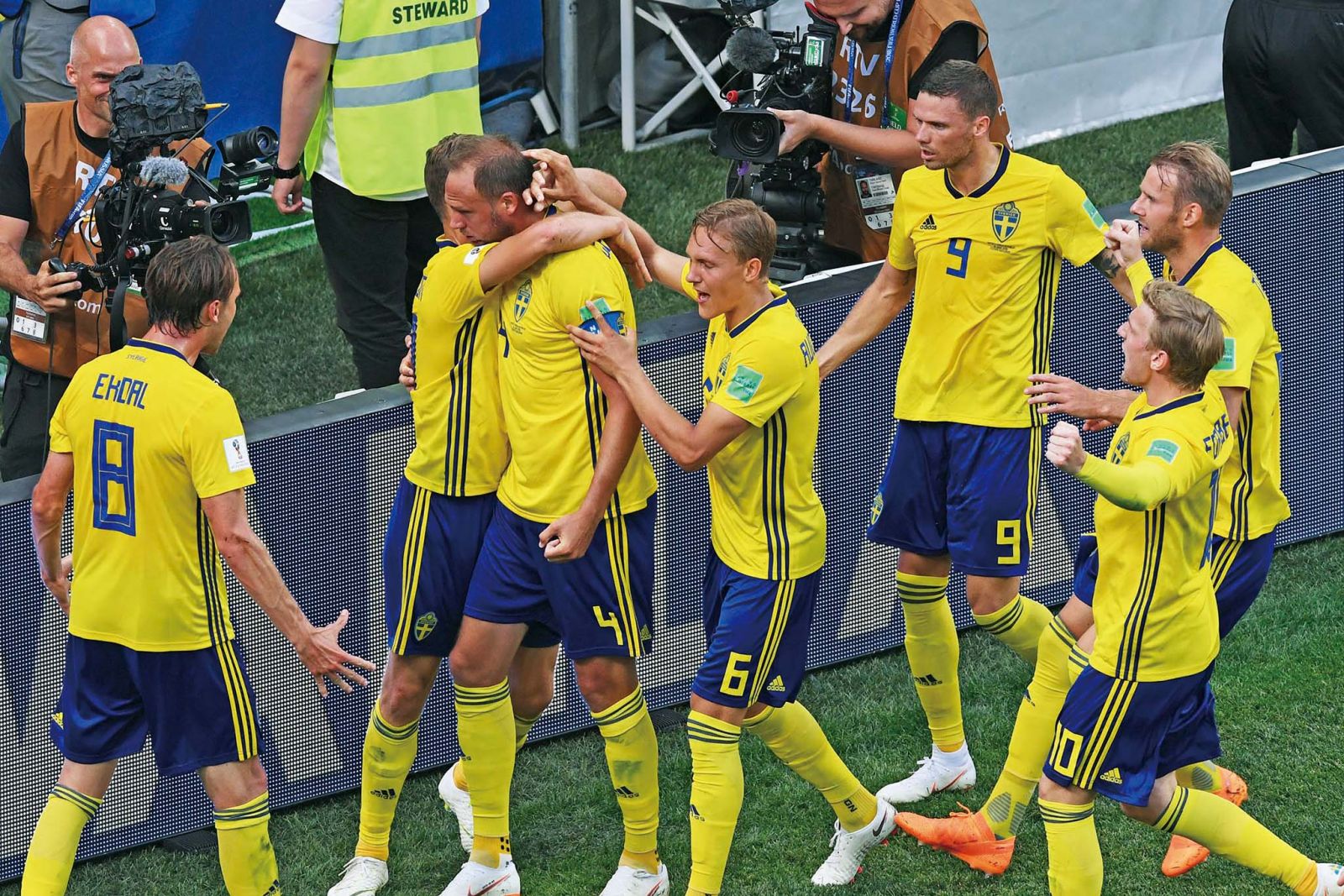 爱游戏手游推荐Ning新星反败为胜表现突出，瑞士队前途光明！