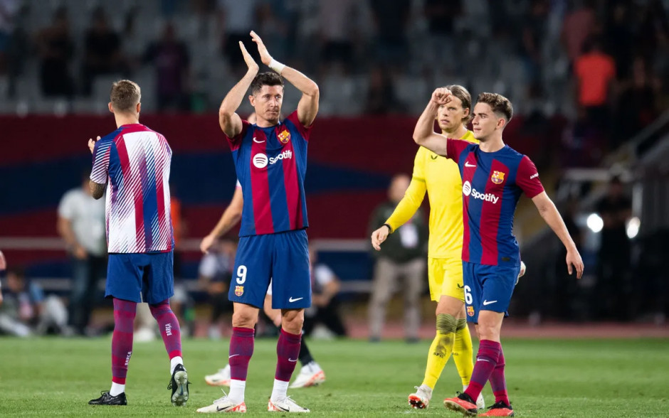  蒂姆重返赛场，重要助攻首场状态出色，巴塞罗那观众沸腾！引发球迷热议