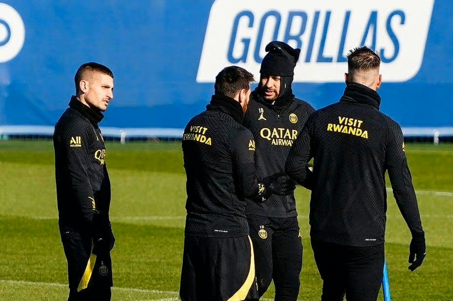 爱游戏最好玩的游戏赛前法国杯焦点战；布鲁克林篮网单刀错失；球迷炸锅；纪律约束更严格的简单介绍