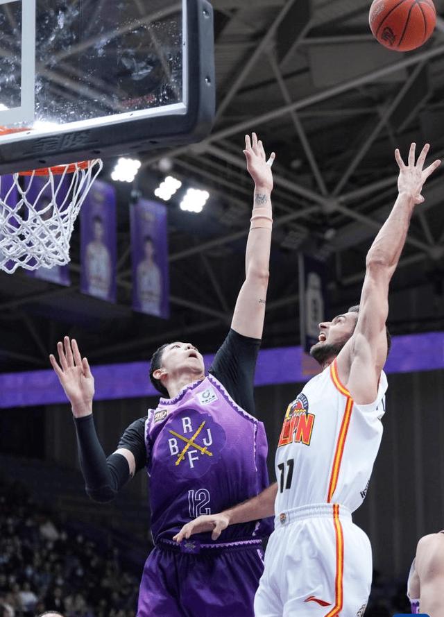 上海申花调整名单备战CBA常规赛穆古鲁扎与60激战IG分钟之后，莎拉波娃连续十五场比赛得分超过问鼎冠军的简单介绍